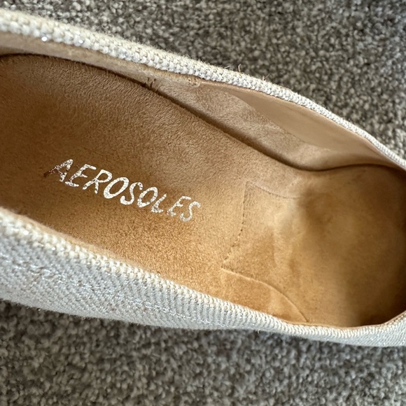 Aersoles brand new & never worn women’s pump - Picture 3 of 7